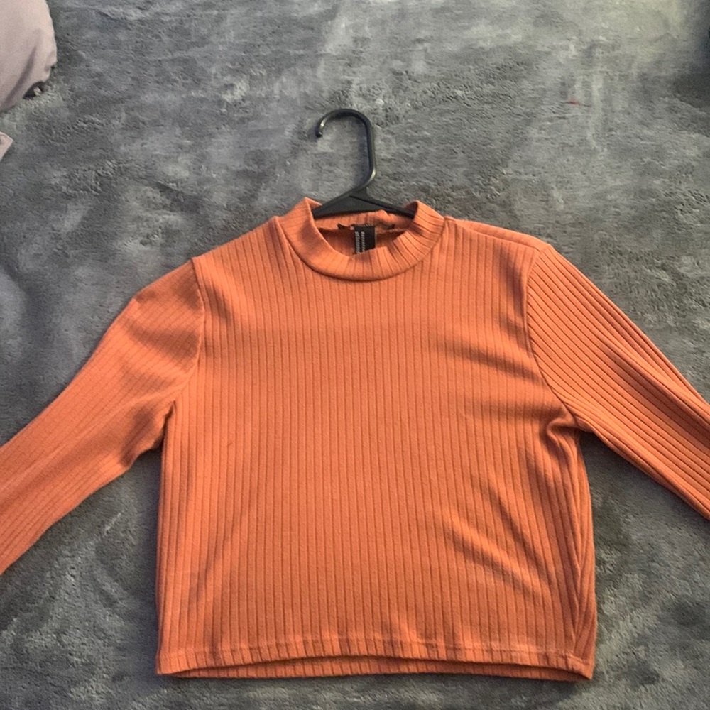 Cropped long sleeve